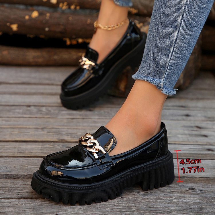 Shallow Mouth Round Head Slip-on Thick Bottom For Outdoors Fashion Shoes