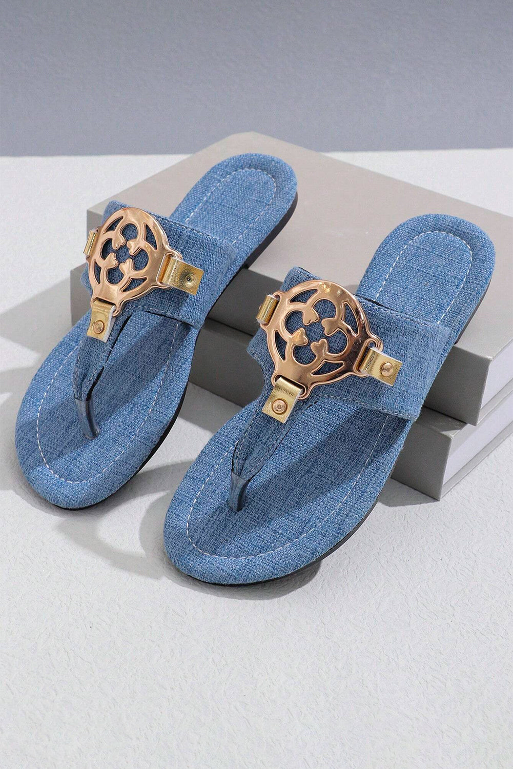 Dusk Blue Metal Decor Leather Thong Slippers