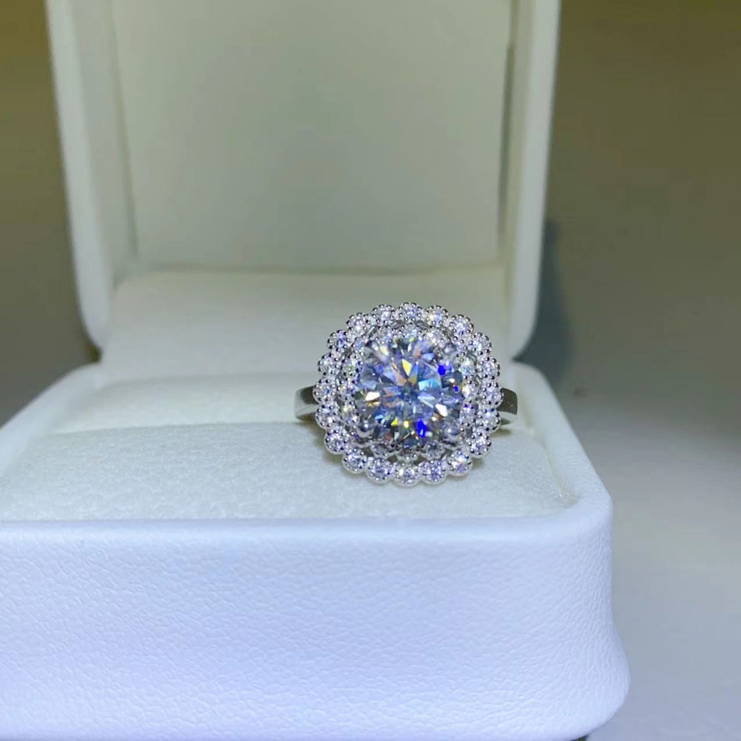 2 Carat Moissanite 925 Sterling Silver Ring