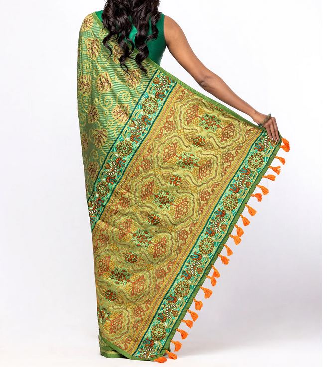 The Art of Kantha Green Saree with Intricate Embroidery