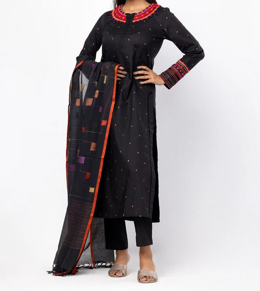 Graceful Black Folk Art Inspired Shalwar Kameez