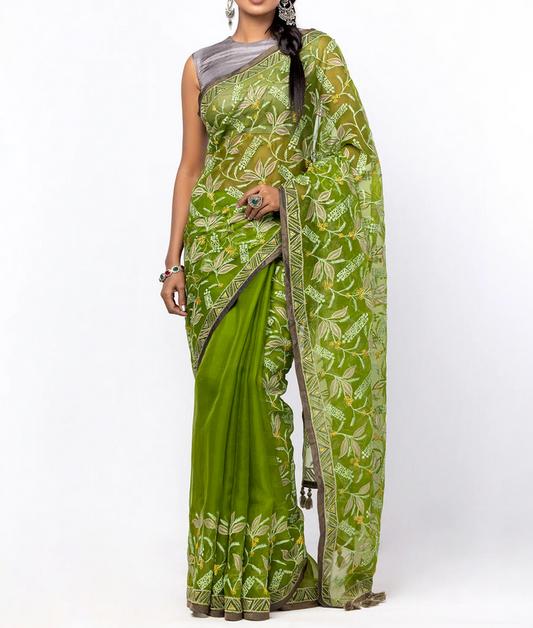 Elegant Green Muslin Saree with Appliqué and Embroidery